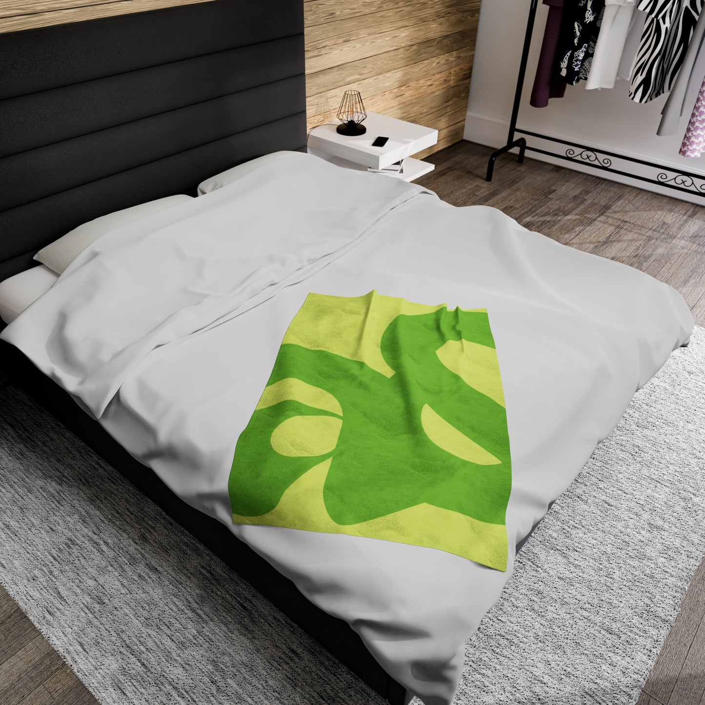 Velveteen Plush Blanket in "Limes"